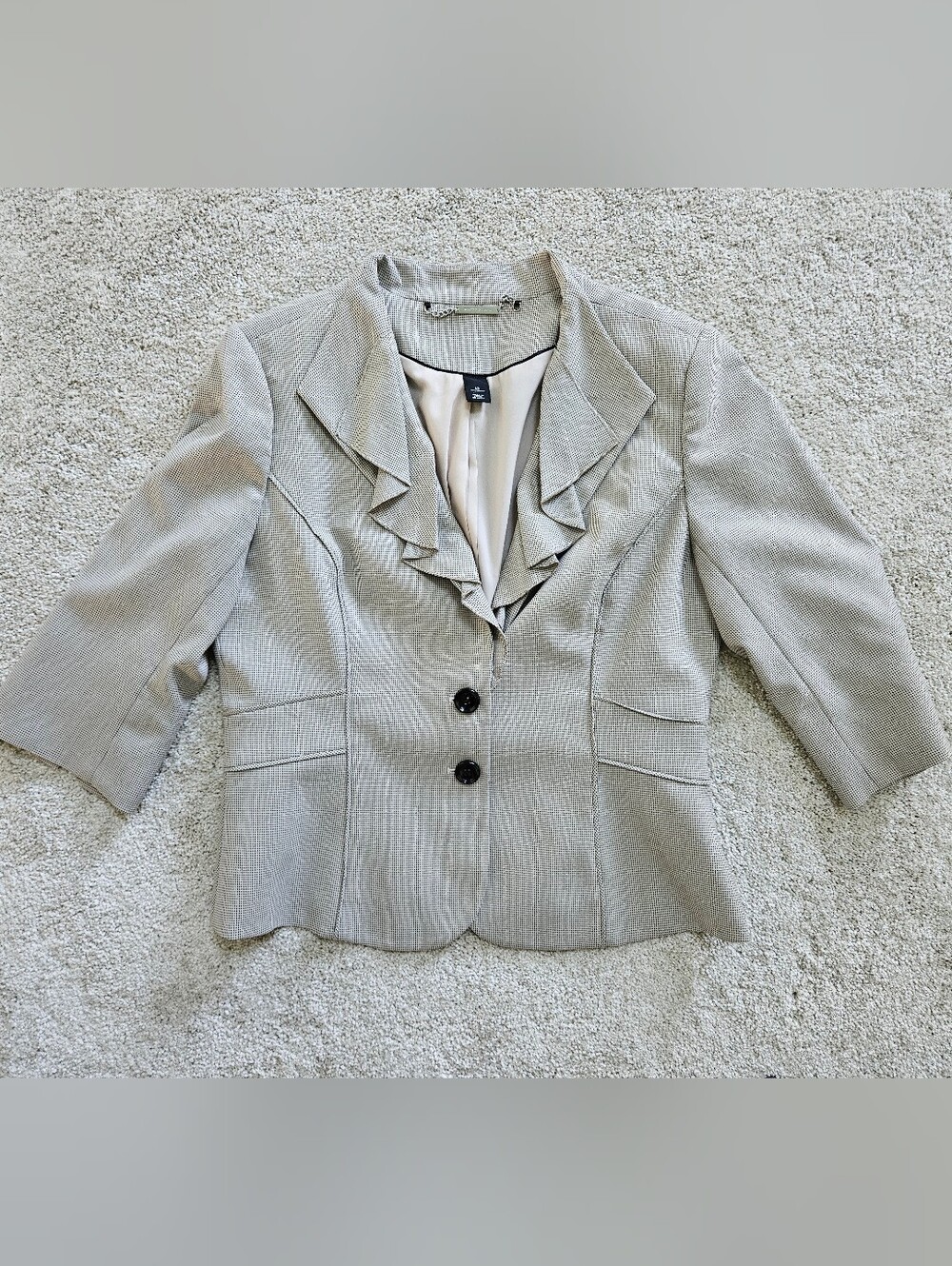 White House Black Market Cream Blazer